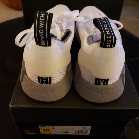 Brand New NMD R1 PK in White - Picture 4 of 5